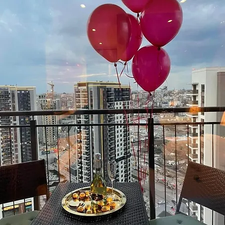 Apartment Bw Sky View Waterfront