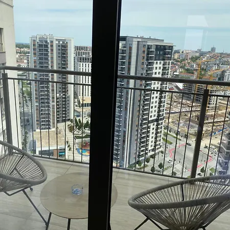 Bw Sky View Waterfront Apartment Belgrad